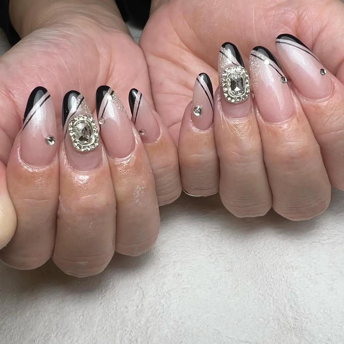 ネイル アートネイル ジェルネイル パラジェル MAKANI salonのネイルデザイン