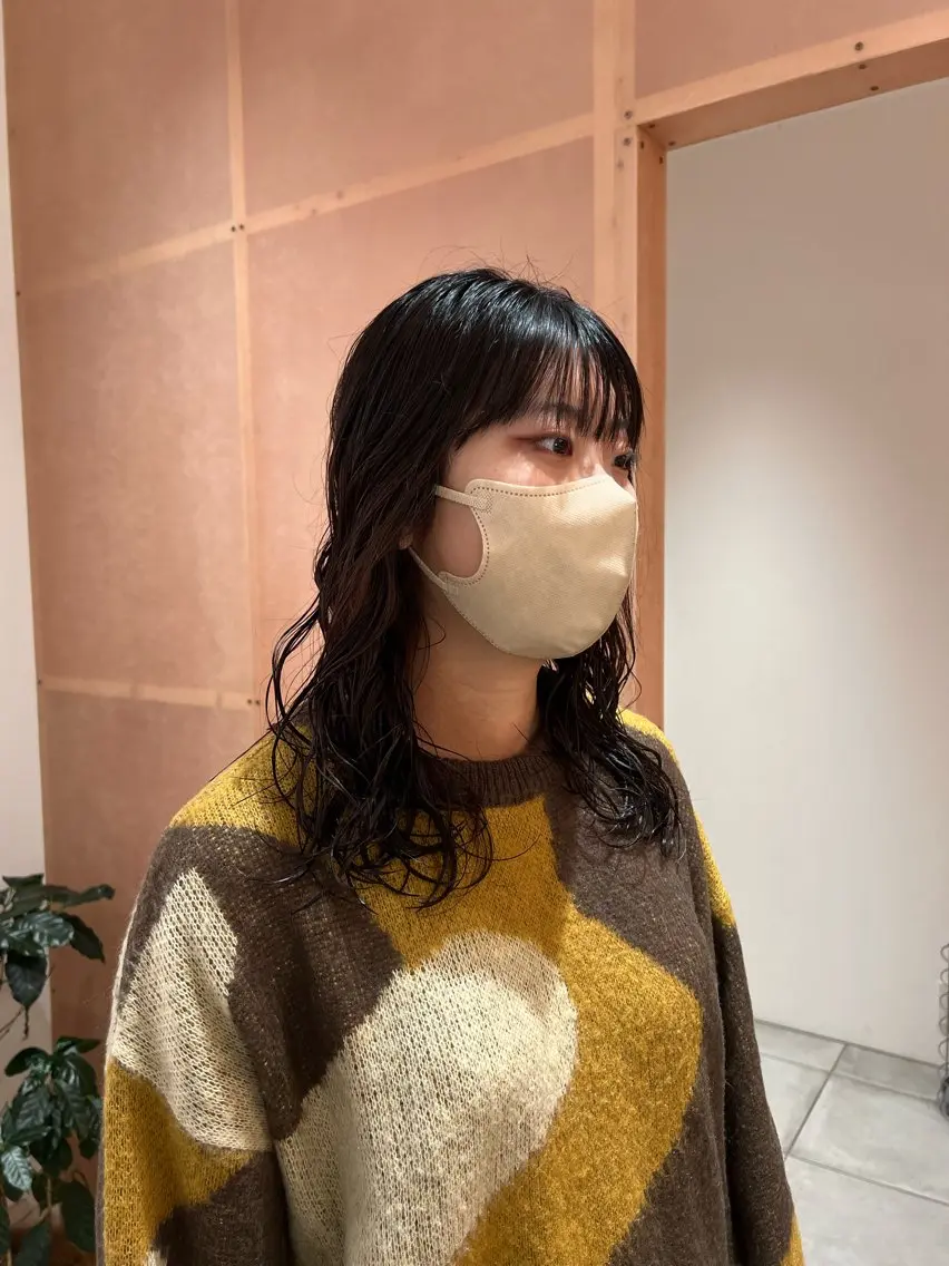 セミロング パーマ garden villaのヘアスタイル
