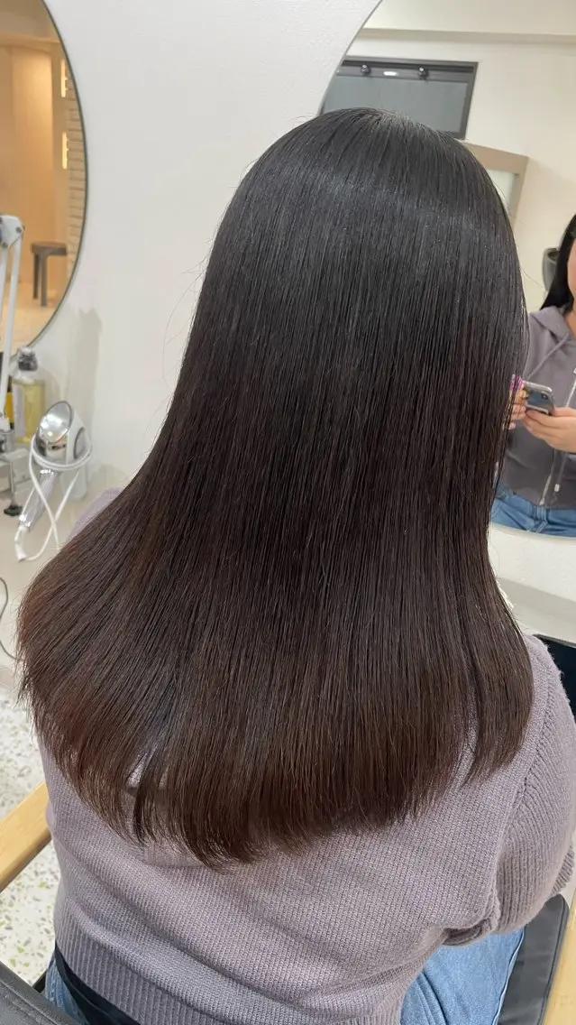 セミロング 髪質改善 トリートメント ザクザクレイヤー/ 日向🌻🫧のヘアスタイル