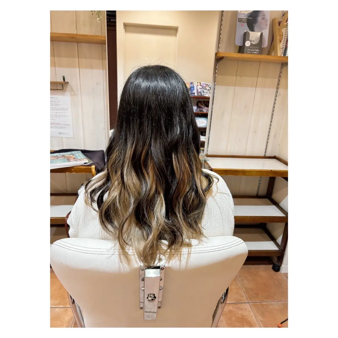 ロング カット パーマ 三澤 瑠花のヘアスタイル