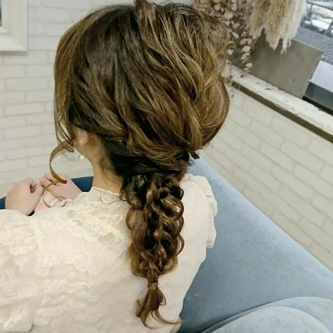 セミロング ヘアアレンジ 植田 真理のエステ・リラクイメージ