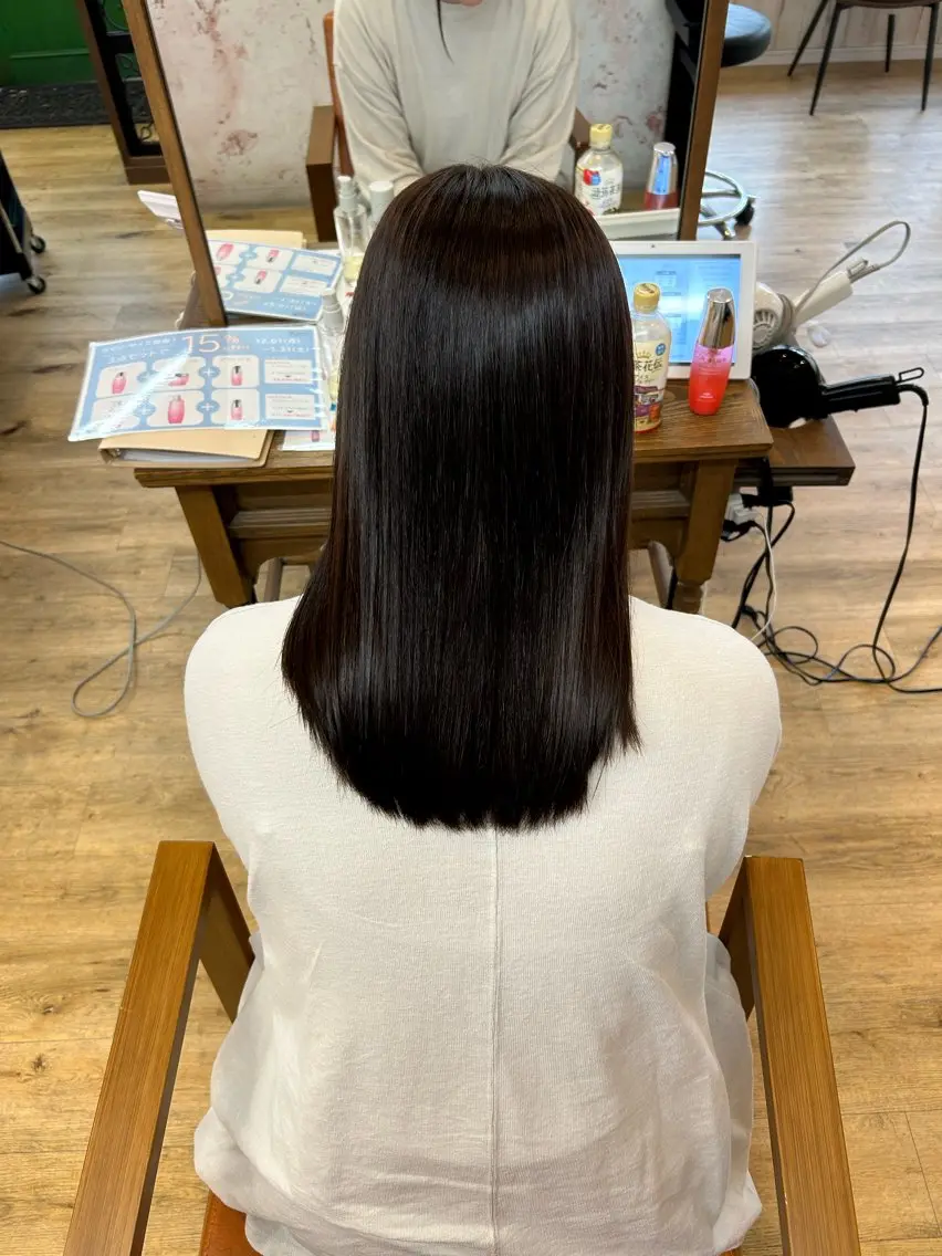 セミロング ✨縮毛矯正✨艶髪✨️ 髪質改善✨鴻巣✨️のヘアスタイル