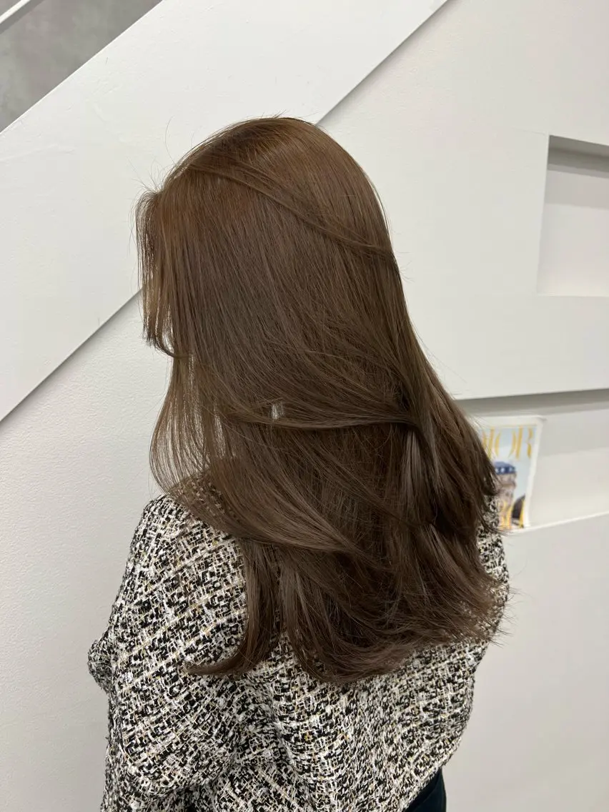 ロング 🚨メンズ曲がる 縮毛矯正りおん🚨のヘアスタイル