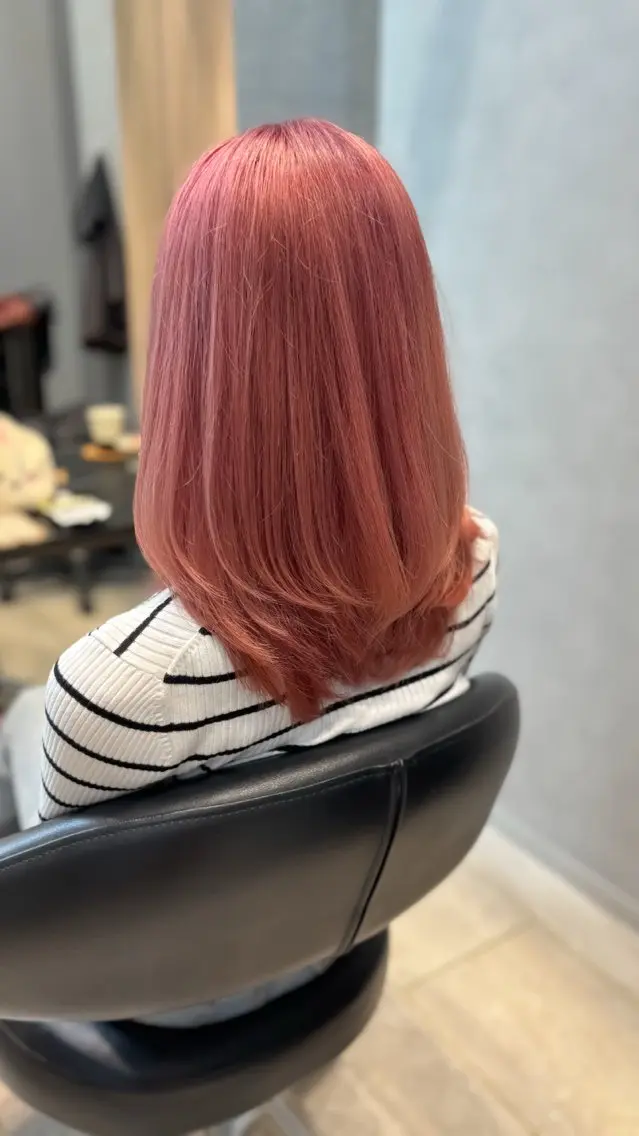 ミディアム カラー ハイトーンカラー ピンクカラー デザインカラー /aiのヘアスタイル