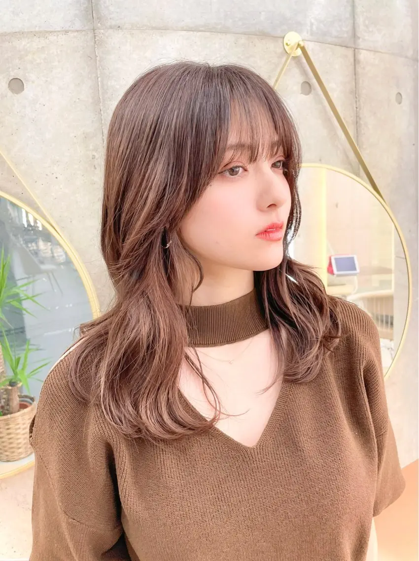 セミロング カラー カット ヘアカラー トリートメント 韓国ヘア🇰🇷 レイヤー/芝春樹のヘアスタイル