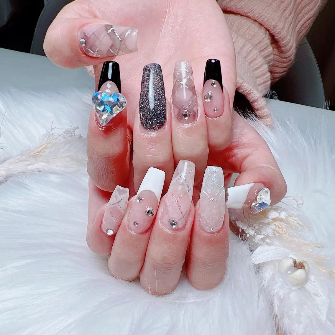 ネイル ハンドネイル ハンドケア For U nail スカルプ専門店のネイルデザイン