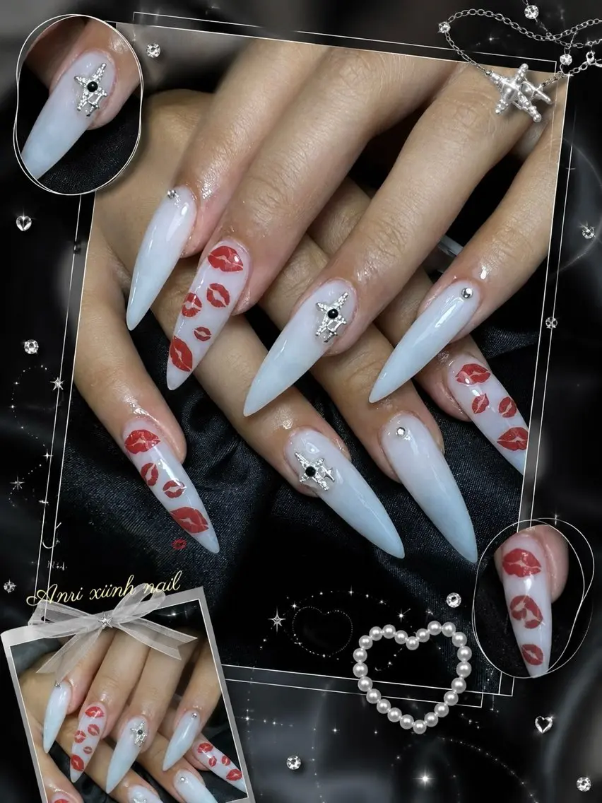 ネイル チークネイル 長さ出し フットネイル ジェルネイル 卒業式 𝓐𝓷𝓻𝓲 XiinhNailのネイルデザイン