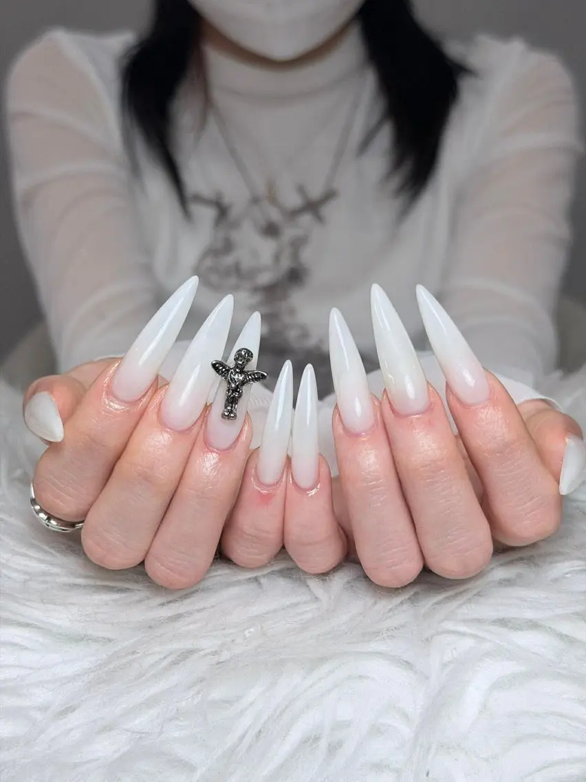 ネイル チークネイル ドット フレンチネイル グラデーション ハート ハンドネイル Julli NailStudioのネイルデザイン