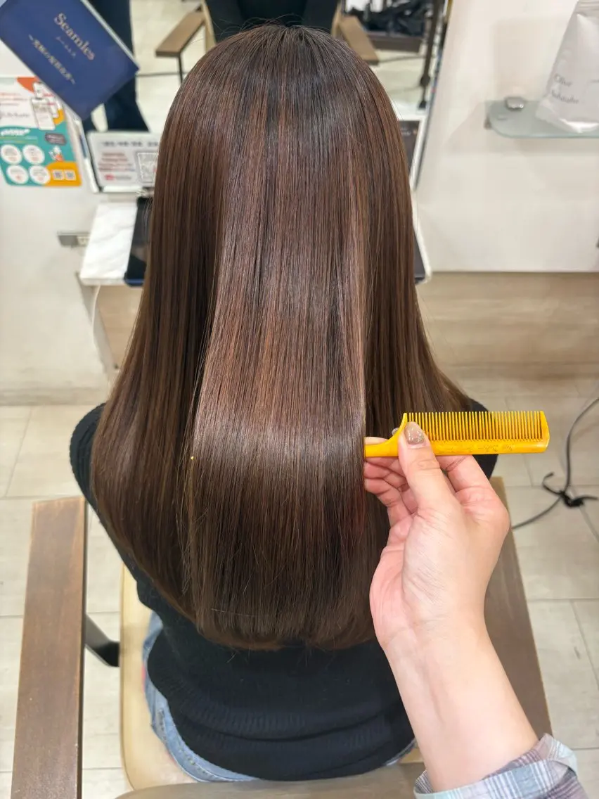 ロング トリートメント 栗田 優月のヘアスタイル