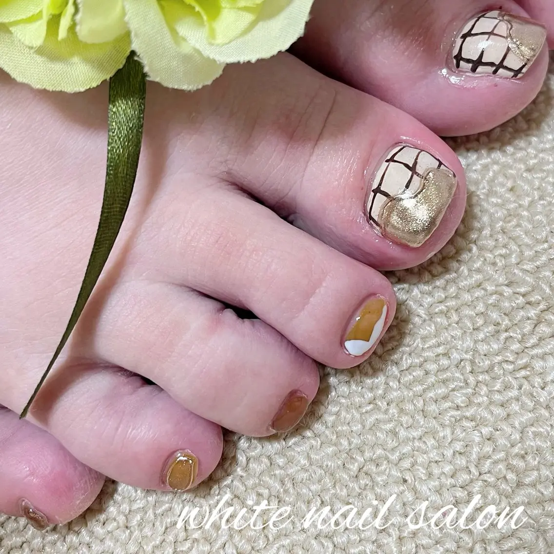 ネイル フットネイル white nail salonのネイルデザイン