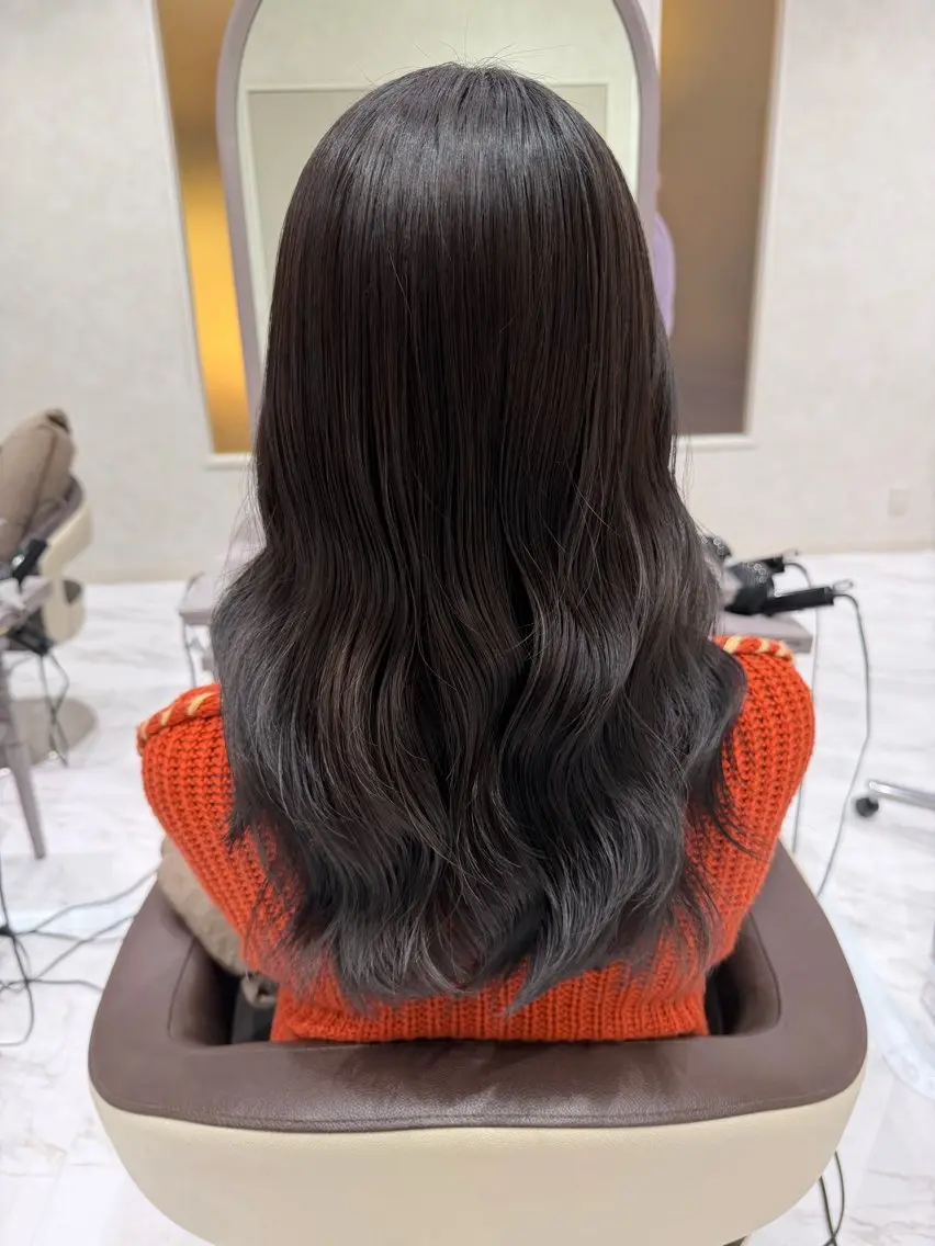 セミロング カット ヘアカラー 韓国風🌷✨ 守屋紗希のヘアスタイル