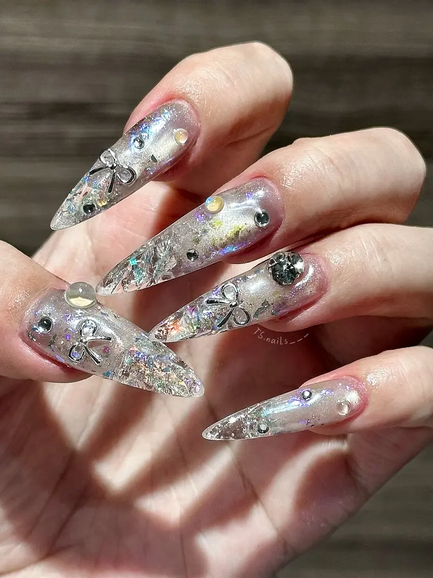 ネイル キラキラネイル マグネットネイル 持ち込み シンプルネイル TS. nails___のネイルデザイン