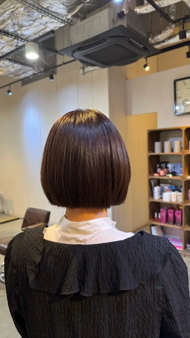 ショート ラベンダーブラウン ボブ カット ヘアカラー Lolonois/ レイヤー/miuのヘアスタイル
