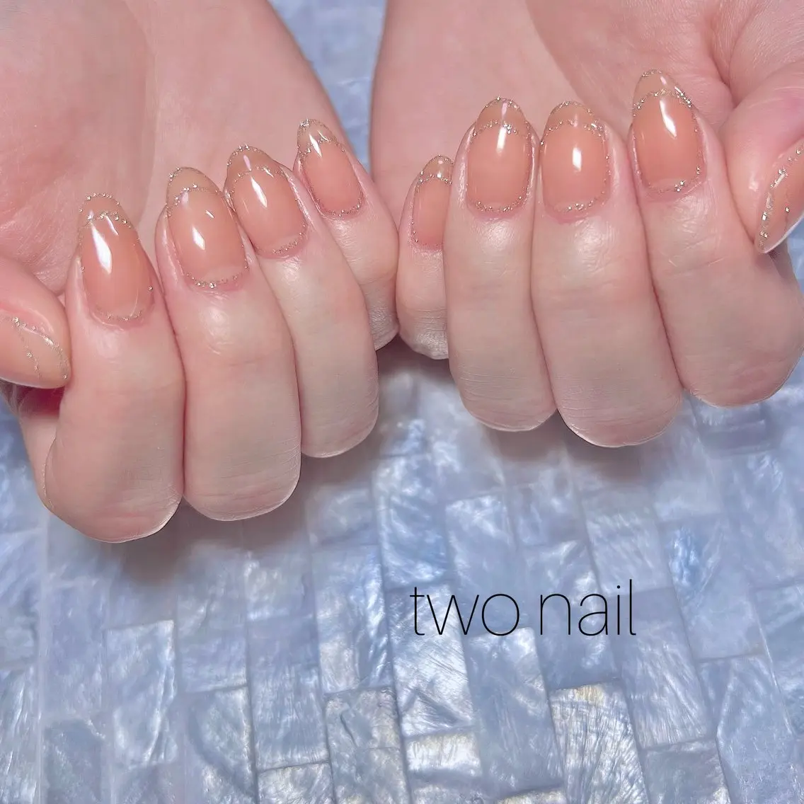 ネイル アートネイル ブラウン フレンチネイル ネイルチップ ホワイト ハンドネイル two nailのネイルデザイン