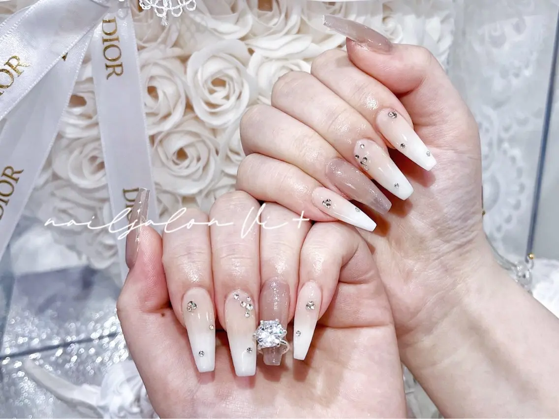 ネイル ハンドネイル ✨Nailsalon Vi+✨のネイルデザイン