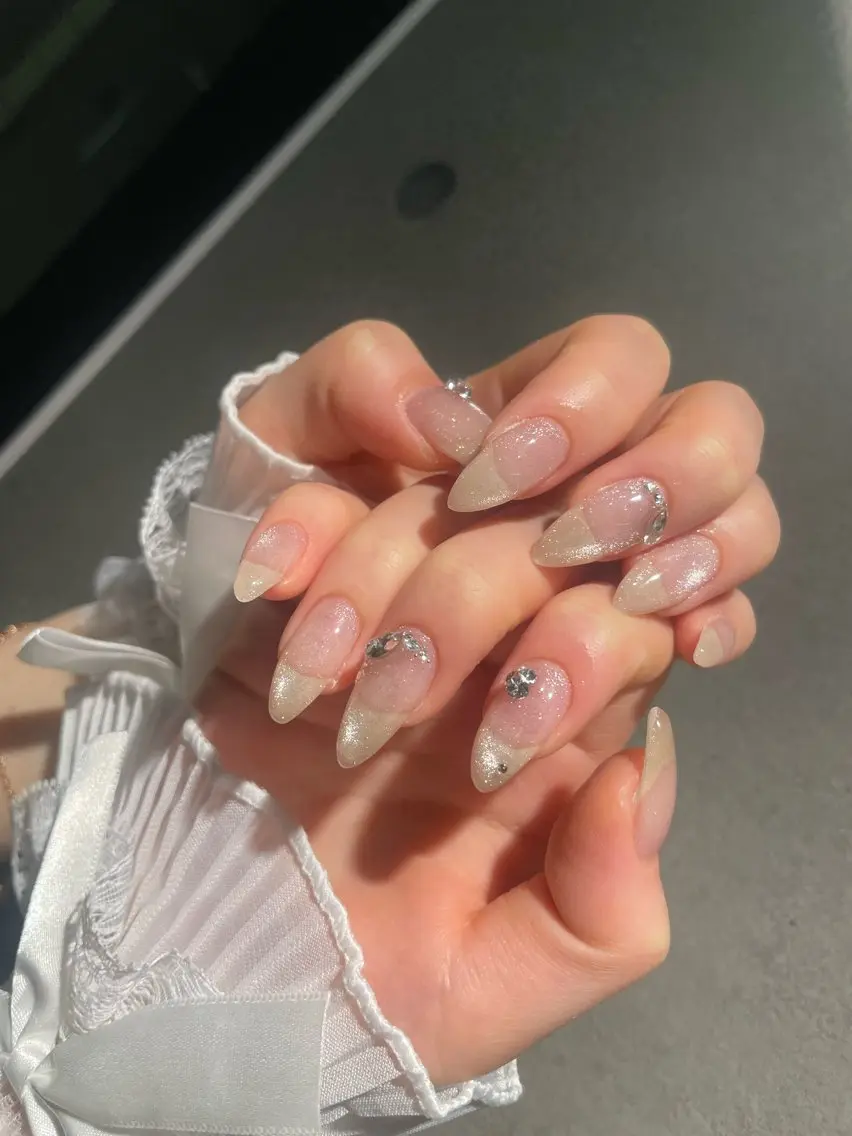 ネイル ハンドネイル I-nail Moeのネイルデザイン