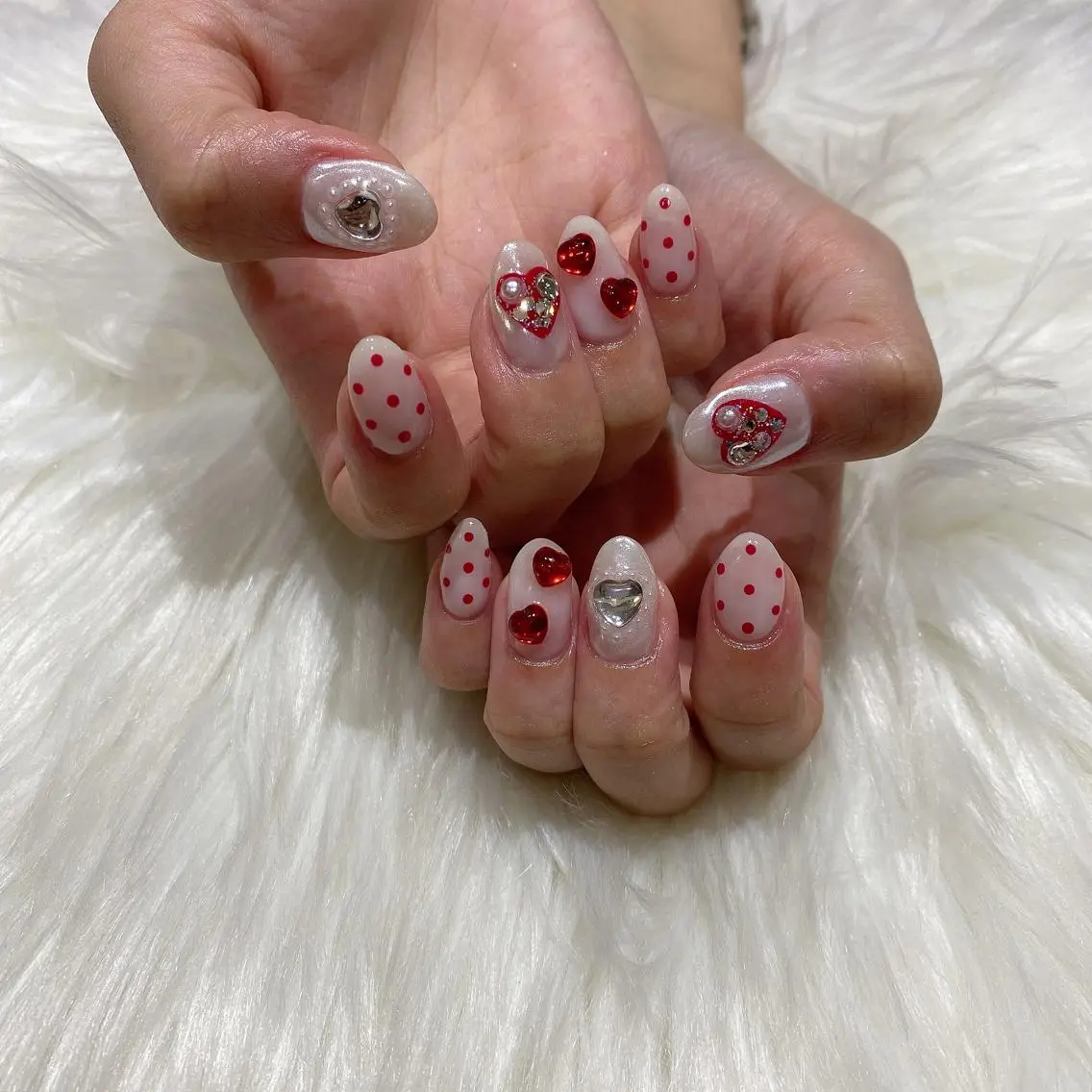ネイル ハンドネイル 西岡 杏のネイルデザイン