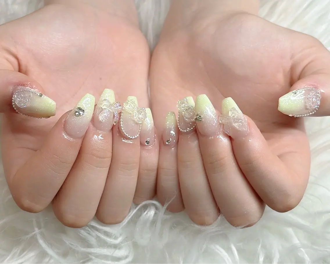 ネイル ブルー チークネイル フレンチネイル ハート ホログラムネイル ハンドネイル nail mayのネイルデザイン
