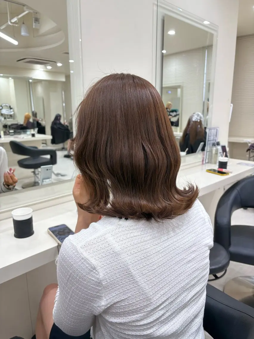 セミロング カラー ヘアアレンジ ヘアカラー 💟RINNA 艶カラー💟のヘアスタイル