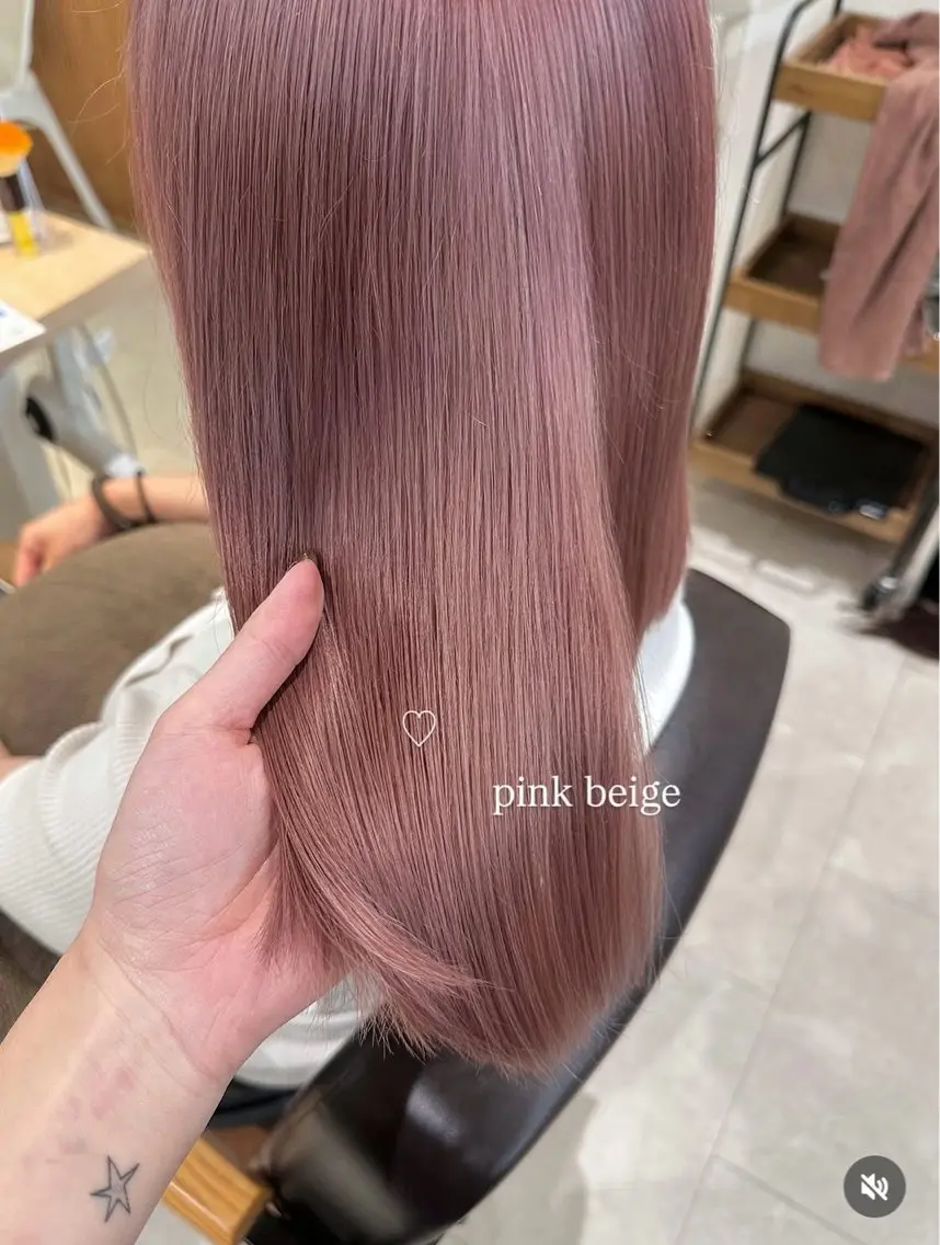 ロング カラー カット ヘアカラー トリートメント 服部 真帆のヘアスタイル
