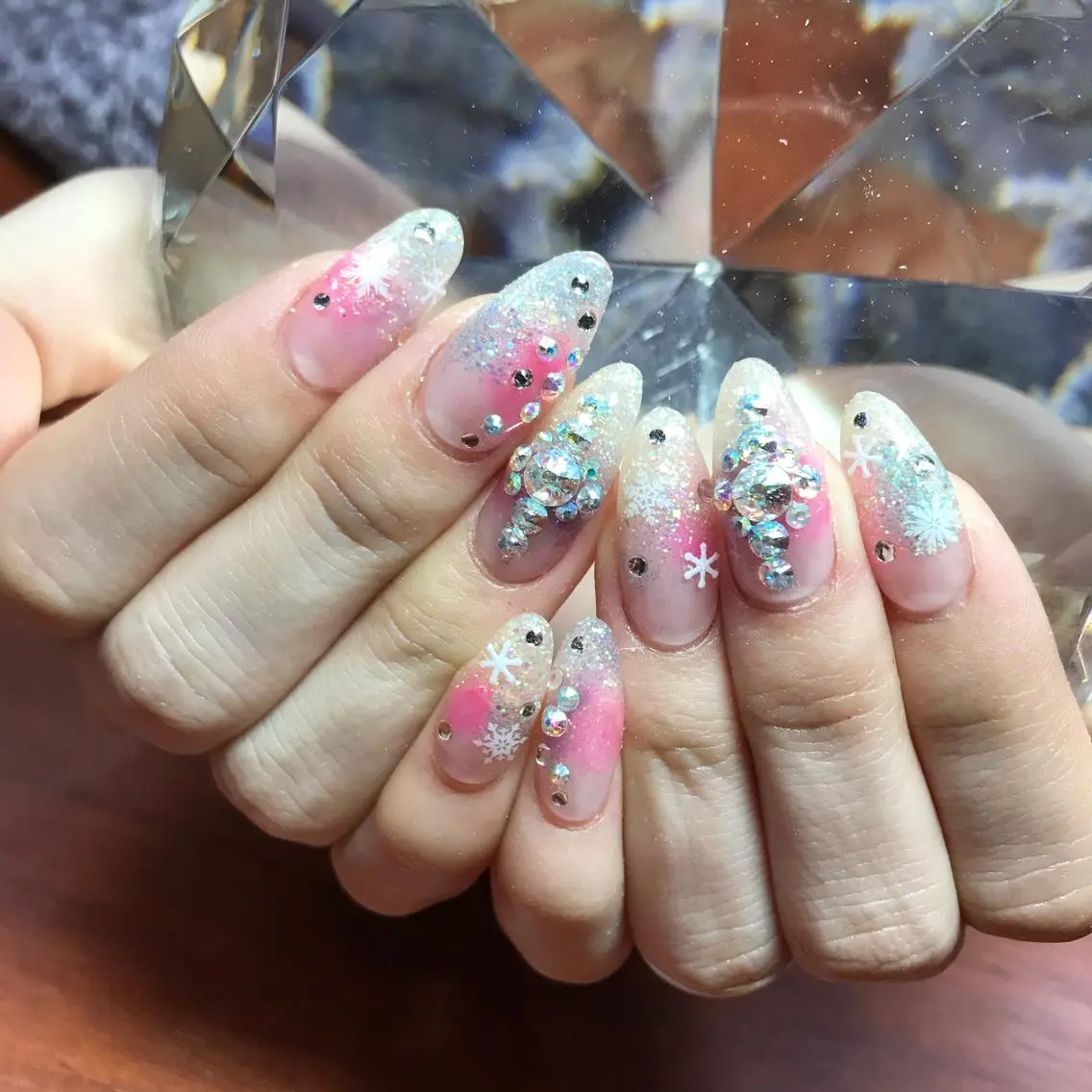 セミロング ネイル ハンドネイル 《LB》ラブリエ Nail&eyeのマツエク・マツパデザイン