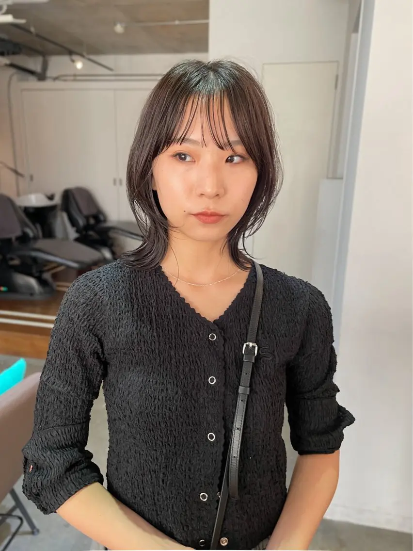ミディアム 仙田 遥のヘアスタイル