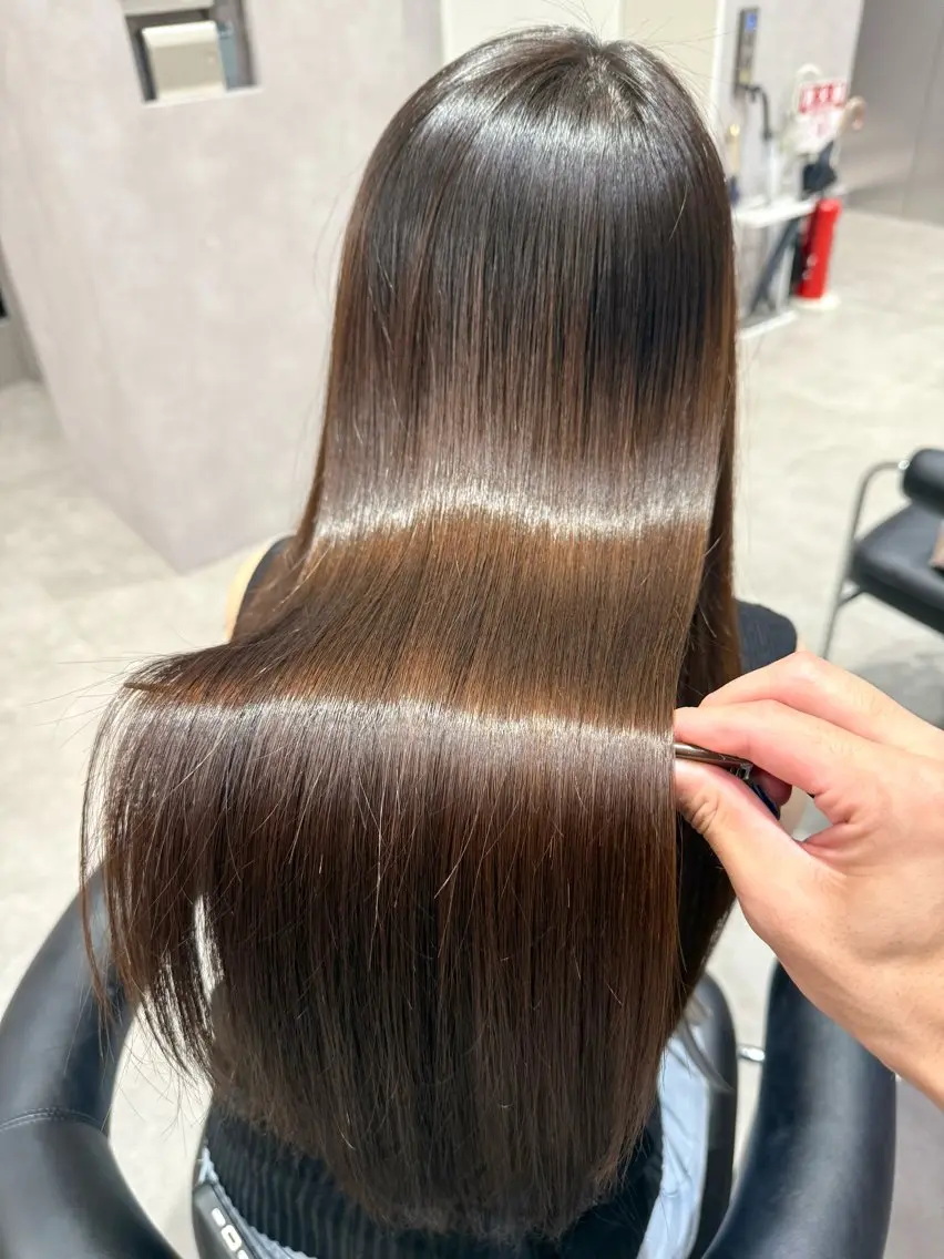 ロング カラー パーマ ヘアアレンジ 髪質改善 縮毛矯正 トリートメント ストレートパーマ 縮毛矯正 トリートメント 縮毛矯正/髪質改善/ ブリーチ毛/木元渓太のヘアスタイル