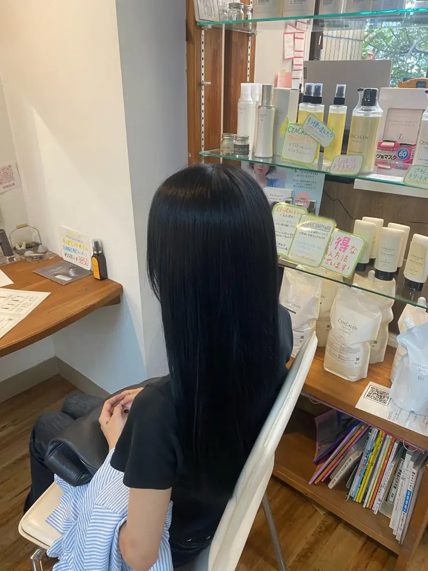 セミロング カラー 黒髪 ブルーカラー ブルーブラック 20代〜40代 大塚🌱松原大将のヘアスタイル