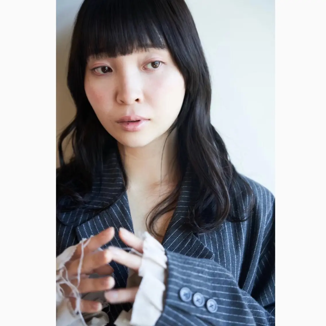 セミロング 吉田 芽生のヘアスタイル