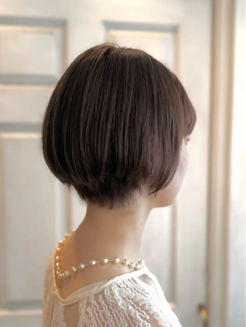 ショート アッシュ パープルカラー ショートヘア カット ヘアメイク美容師 🦋サカモトレナ🦋のヘアスタイル