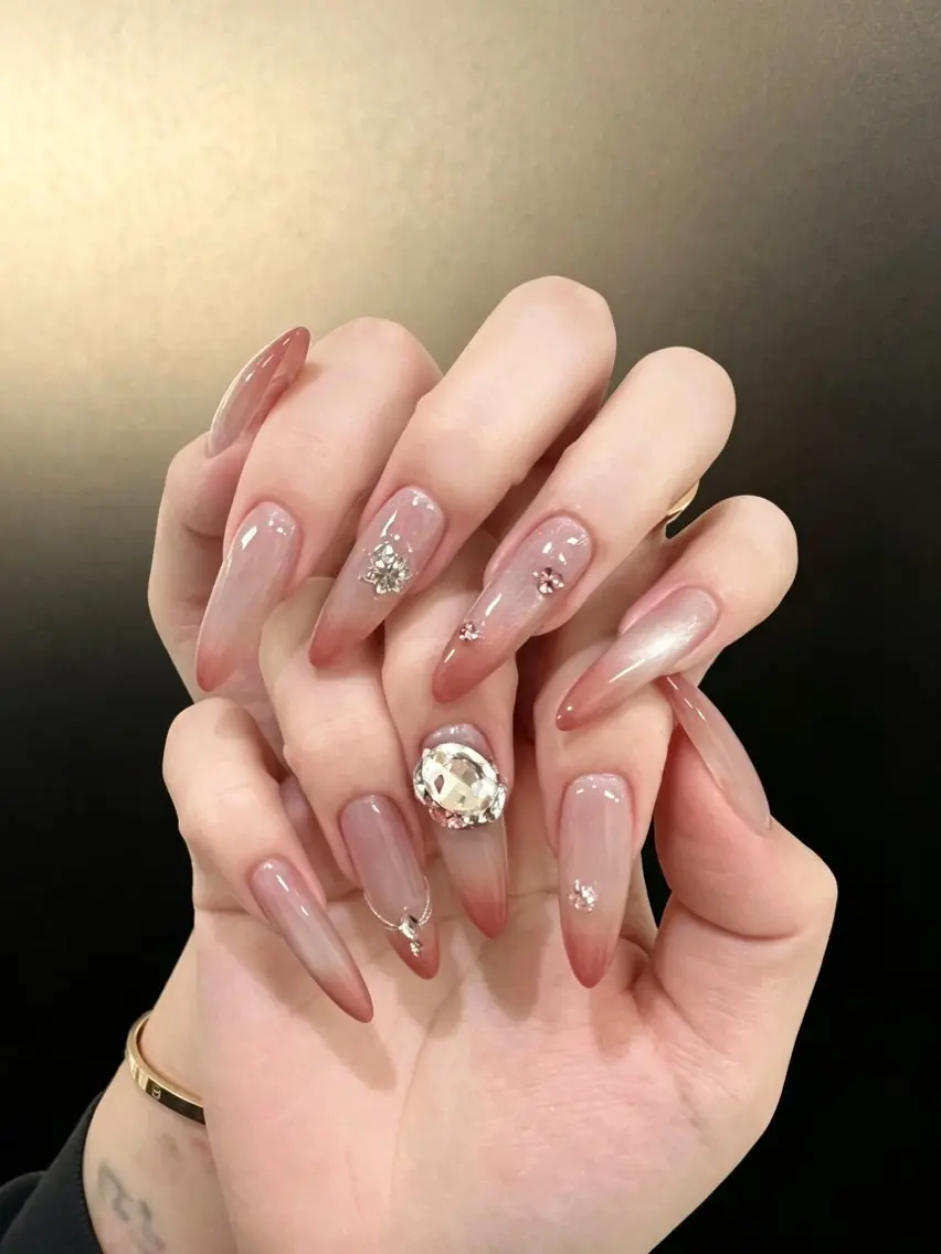 ネイル ハンドネイル Luna 田中のネイルデザイン