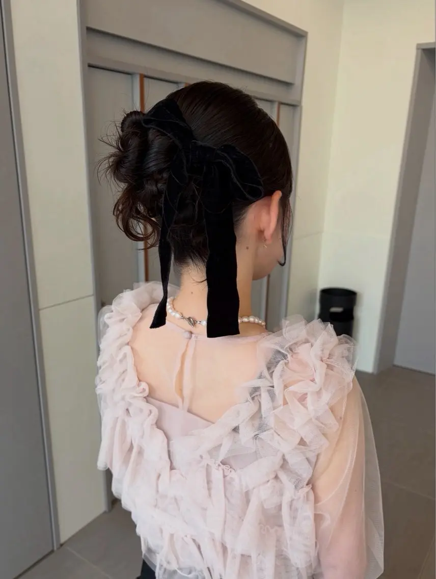 セミロング ヘアアレンジ あやか🩰 カラーモデル/栄のヘアスタイル