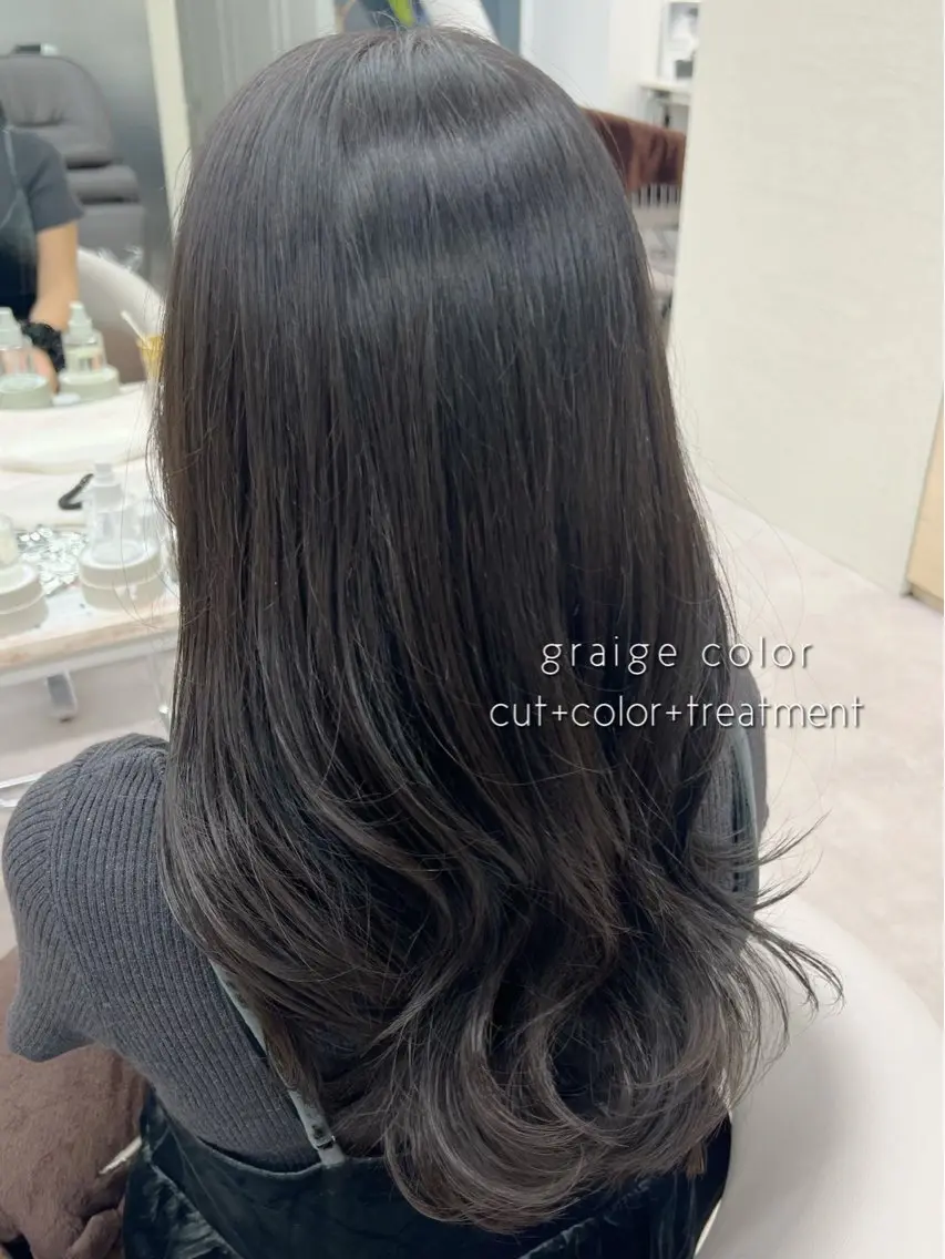 ロング カラー ベージュカラー 透明感カラー ハイライトカラー ハイライト カット ヘアカラー トリートメント 美髪矯正/シークレッ トハイライト🤍りさのヘアスタイル