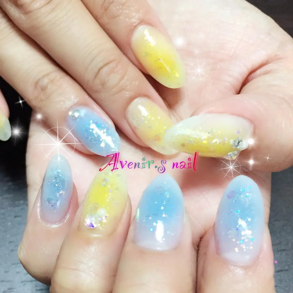 ネイル チークネイル スカルプネイル Home Salon Avenir.のネイルデザイン