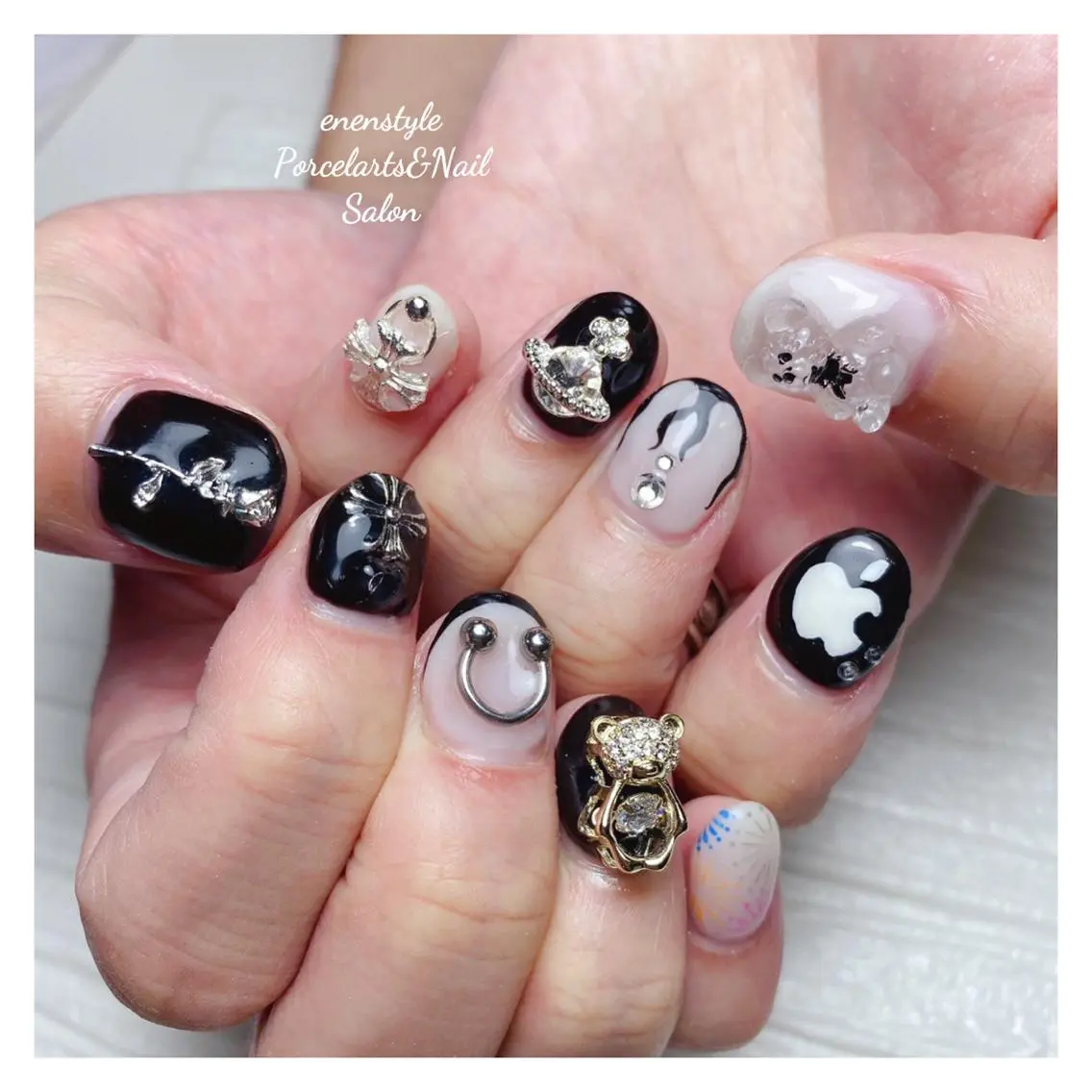 ミディアム ネイル 🐾enen style 🐾のネイルデザイン