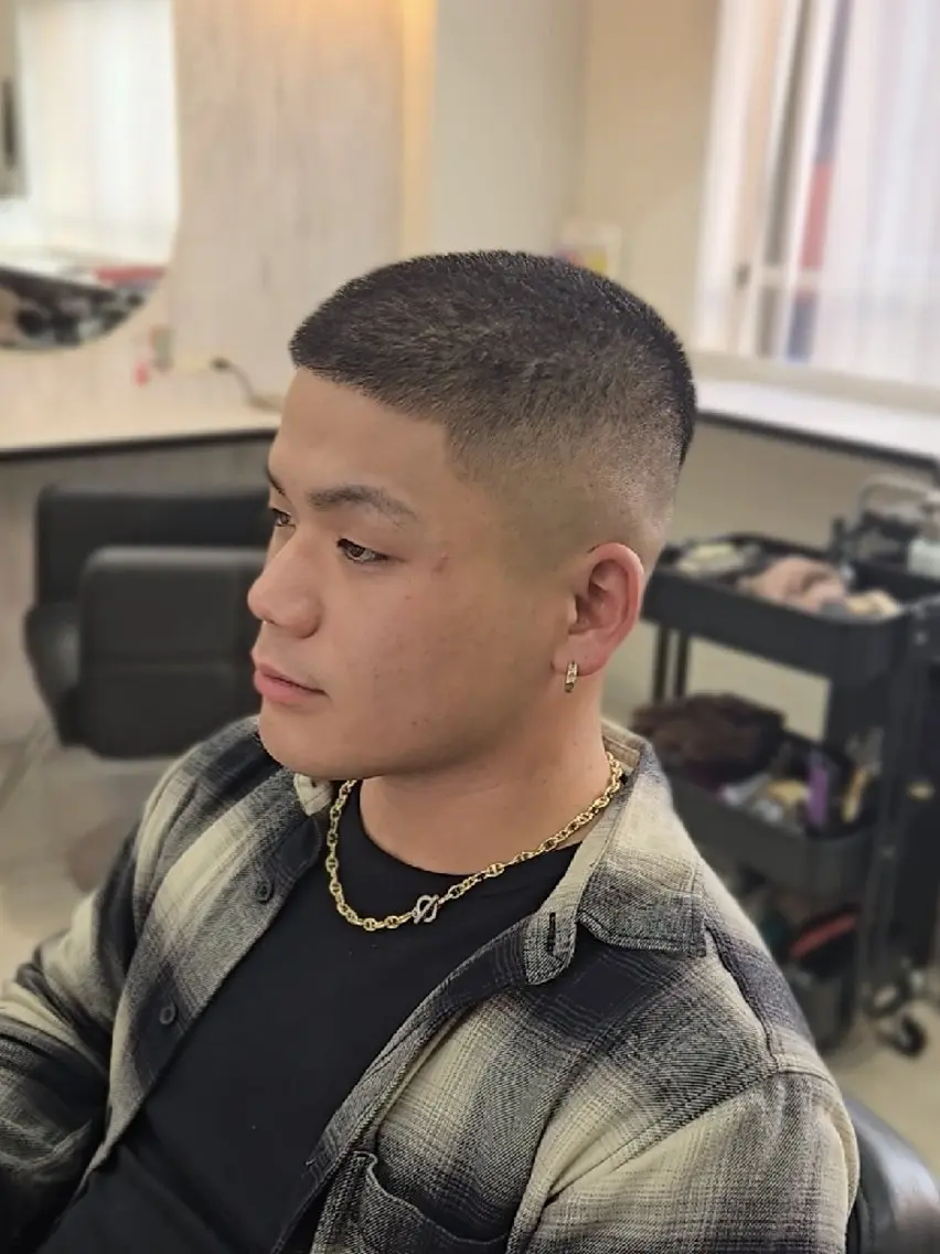 メンズ ショート フェードカット 刈り上げ バズカット カット ヘアセット LEN名古屋/パーマ 海外ヘア/メンズ特化のヘアスタイル