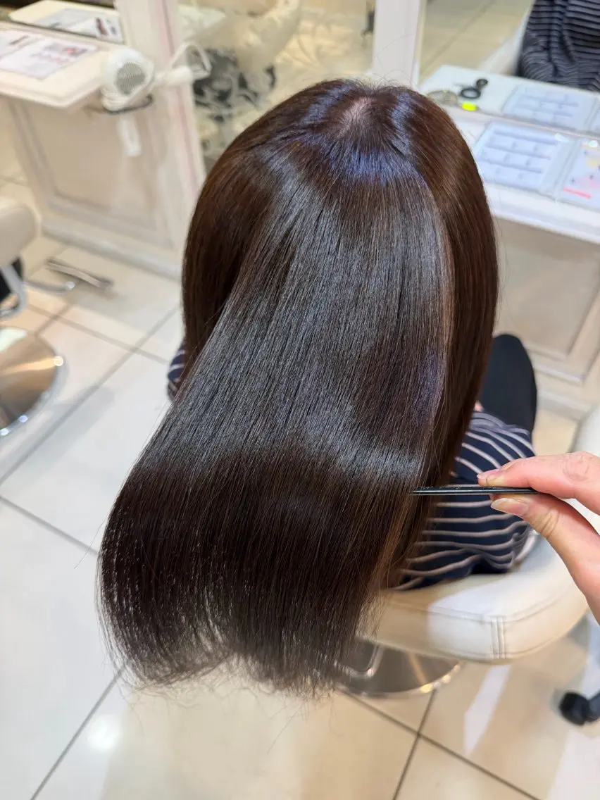セミロング カラー ツヤ重視 ワンカラー🫧Mioのヘアスタイル