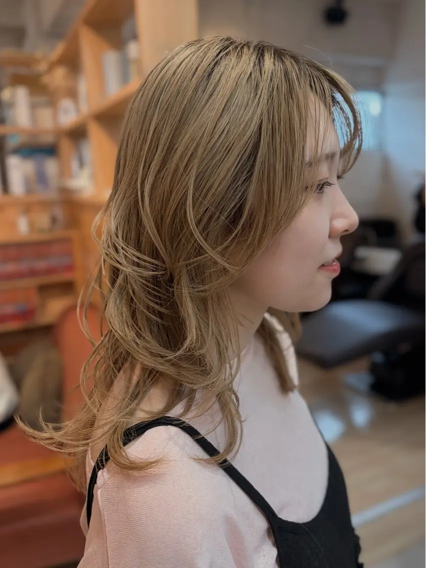 セミロング レイヤーカット カット トリートメント cana 札幌レイヤースタイルのヘアスタイル