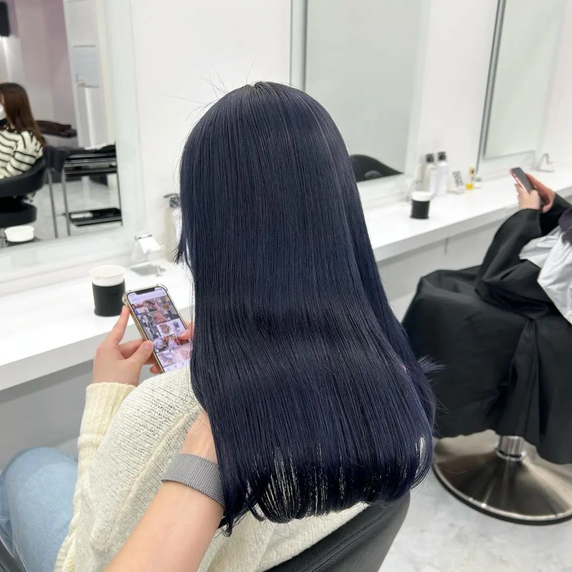 セミロング カラー ヘアアレンジ ヘアカラー トリートメント mai🍑暖色カラー /レイヤー💖のヘアスタイル