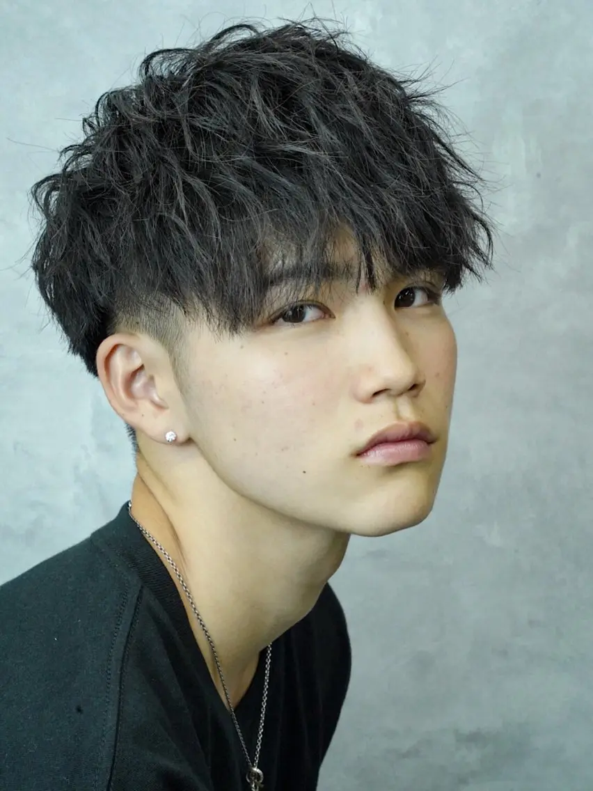 ショート パーマ メンズ カット パーマ 津田 祐岐のヘアスタイル