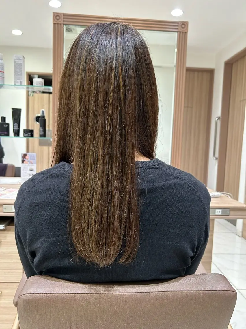 〽️カット➕ハイライト➕プレミアムカラー〽️の写真