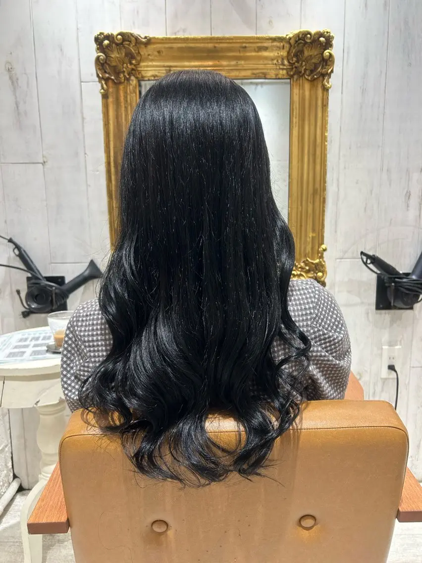 ロング カラー ヘアアレンジ グレージュ シルバー シルバーグレージュ ヘアカラー re view 日和のヘアスタイル