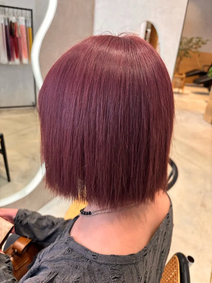 ミディアム カラー 小澤 璃奈のヘアスタイル
