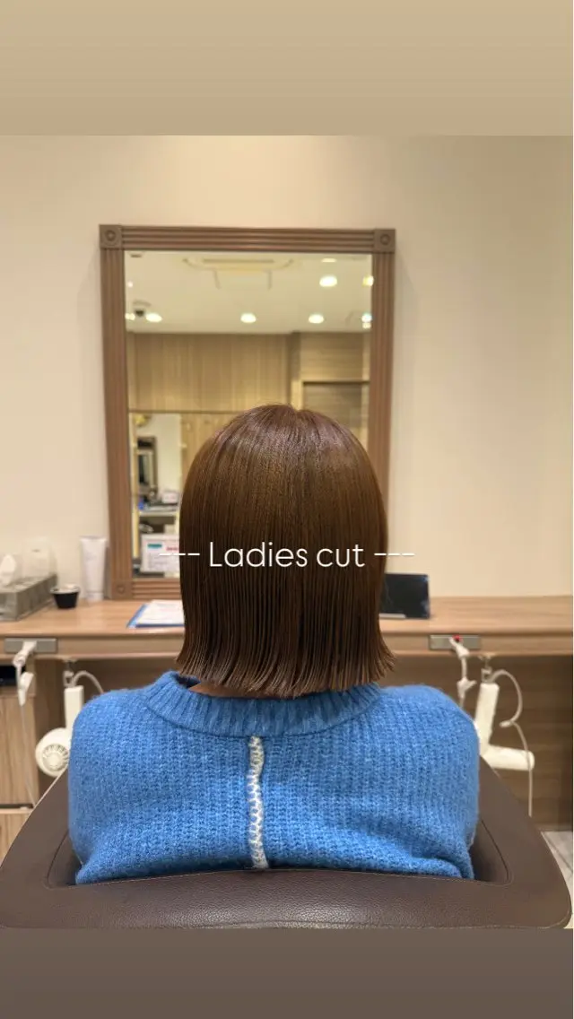 ミディアム カラー 切りっぱなしボブ ボブ カット トリートメント 山内 星愛🫧のヘアスタイル