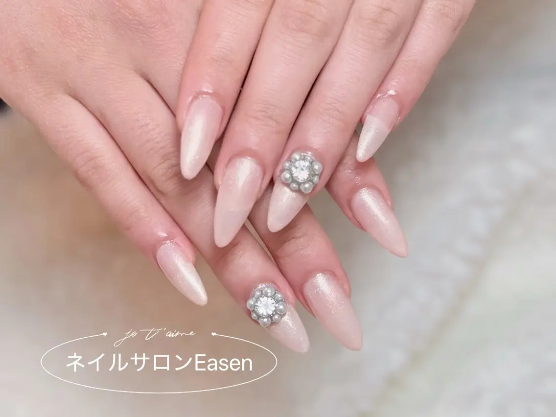 ネイル ネイルサロン Easenのネイルデザイン