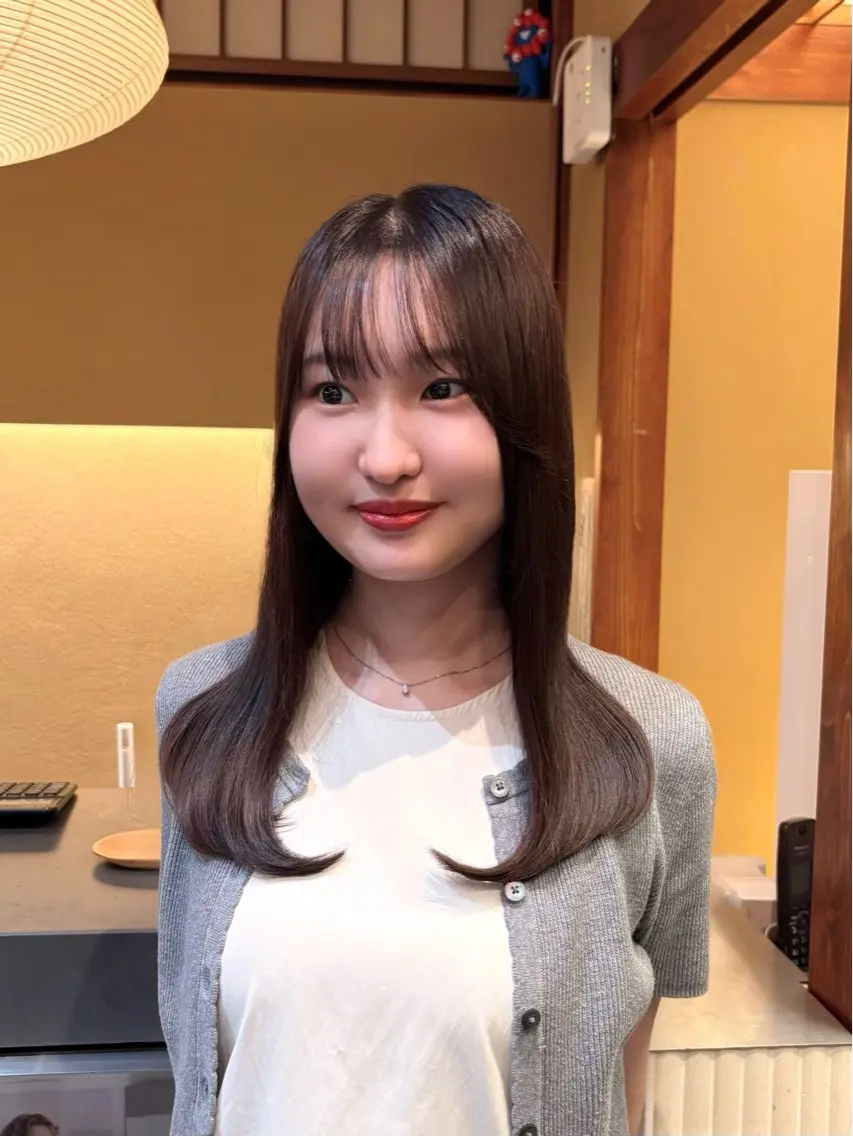 セミロング カラー 透明感カラー トリートメント 酸熱トリートメント カット ヘアカラー トリートメント saho ⟡.·のヘアスタイル
