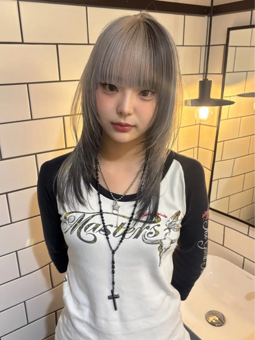 ロング カラー ブリーチ ケアブリーチ ハイトーンカラー ヘアカラー koki /渋谷 /デザインカラーのヘアスタイル