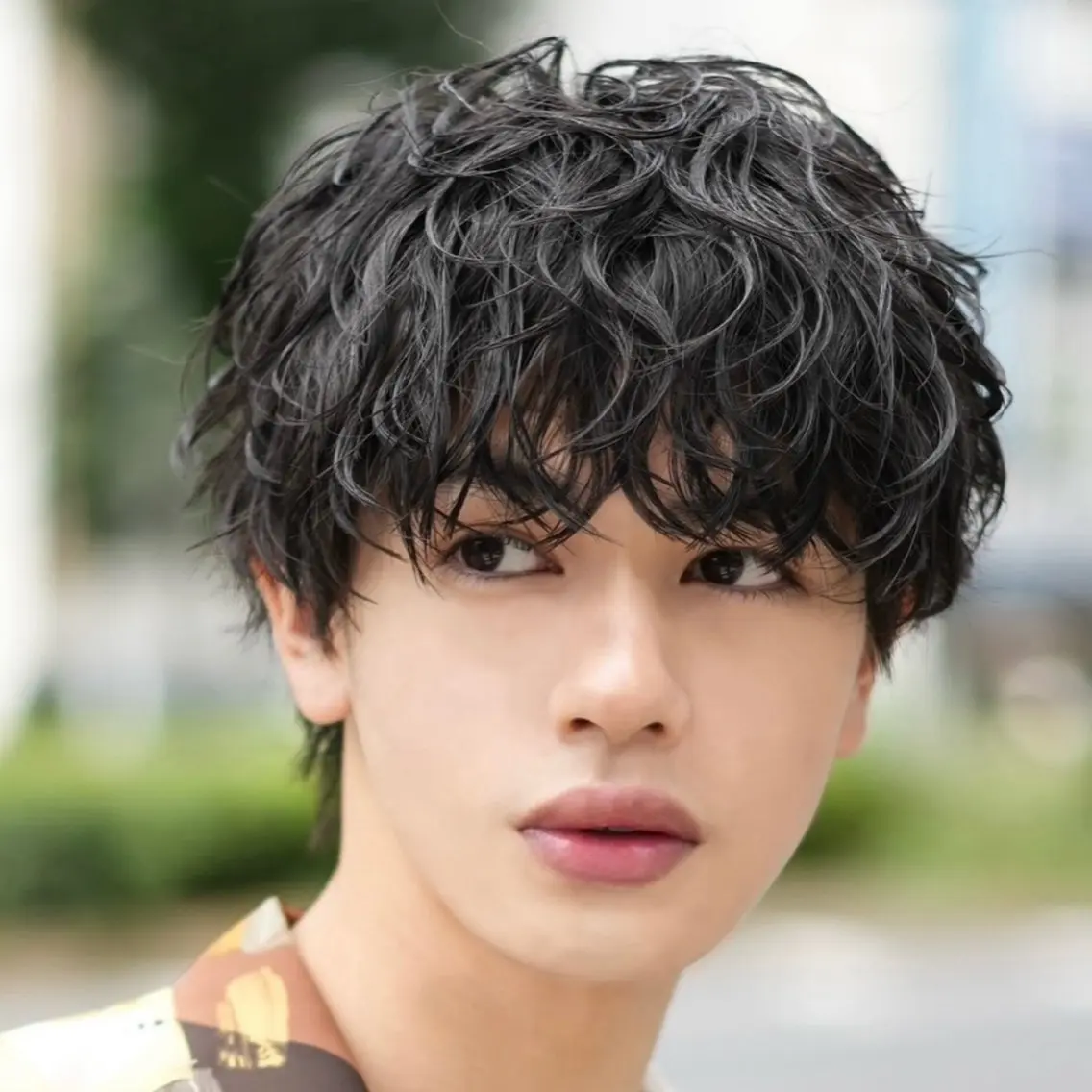 ショート パーマ メンズ マッシュ メンズパーマ カット パーマ メンズ特化カットパー マカラー坂田柊のヘアスタイル