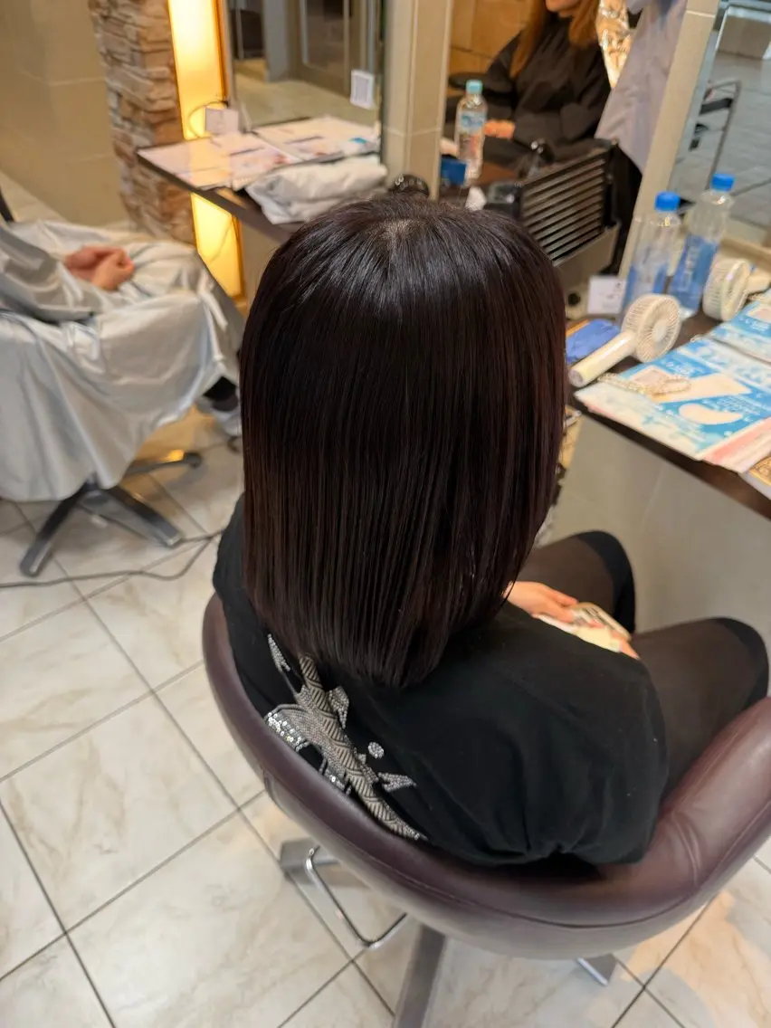 ミディアム トリートメント カット ヘアカラー トリートメント 篠崎 大翔のヘアスタイル
