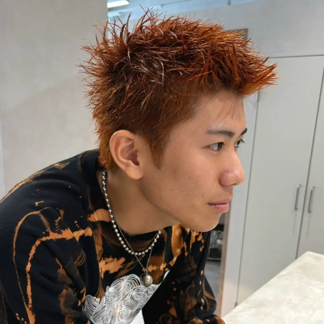 カラー メンズ メンズブリーチ メンズハイトーン ブリーチ ハイトーンカラー ヘアカラー スパイキーショート 平出天翔のヘアスタイル